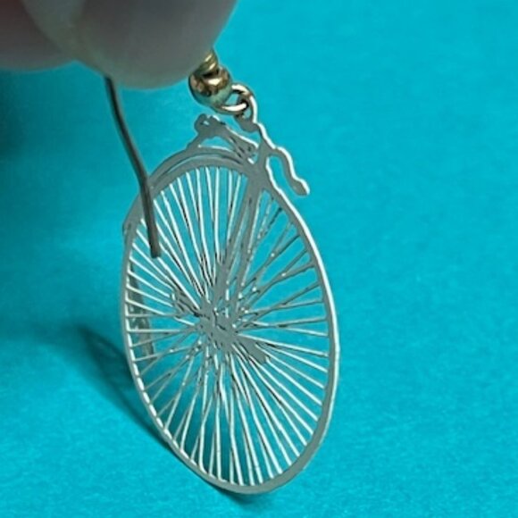 White Colored Old Fashioned Style Bicycle Pierced Earrings 2"x1.25" - Picture 9 of 14